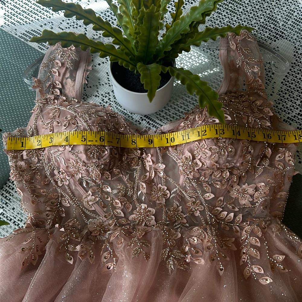 Size M - Picture 4 of 11